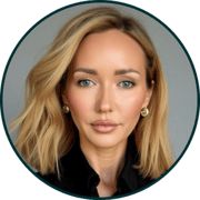 Sarah Evans Headshot